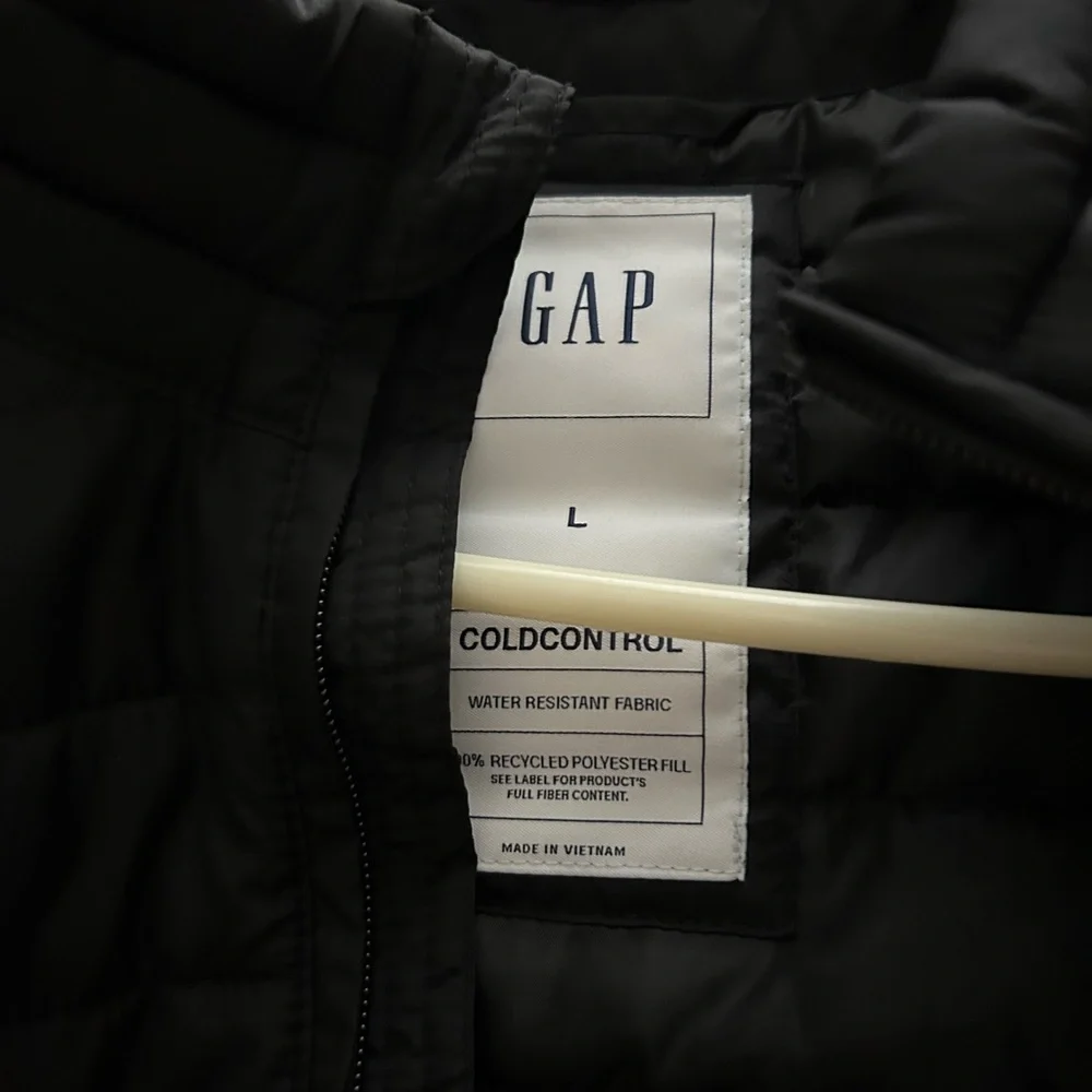 Gap brand puffer jacket